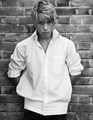 mitch hewer