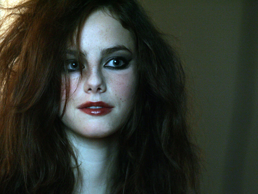 SkinsGallery skins music for season 2. Here you'll find pics of Effy