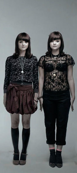 Skins Twins Emily and Katie